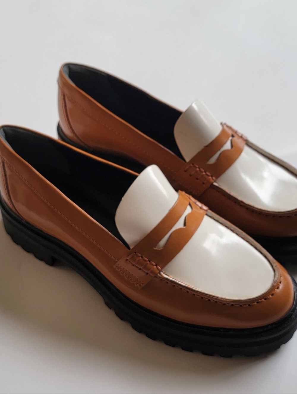 NEW Reformation Agathea chunky leather loafers -- See Note - Picture 2 of 10
